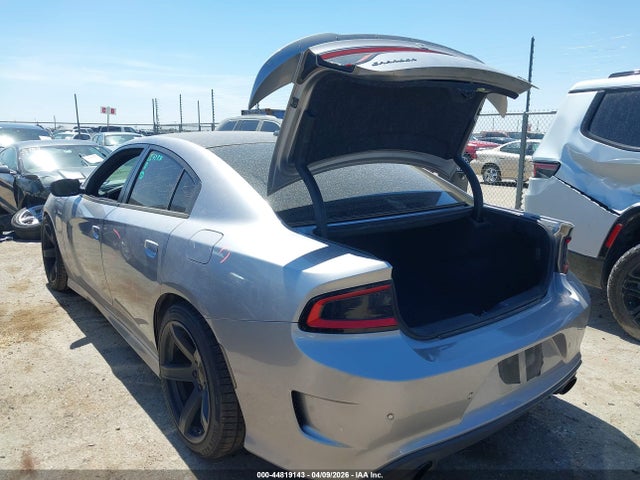 Dodge Charger Srt 392