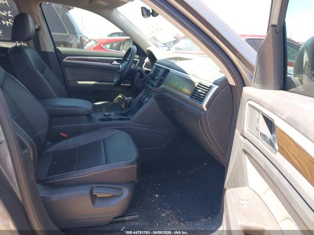 Volkswagen Atlas 2.0t Se