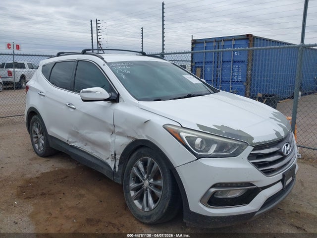 Salvage Hyundai SANTA FE Image