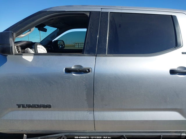 Toyota Tundra Sr5