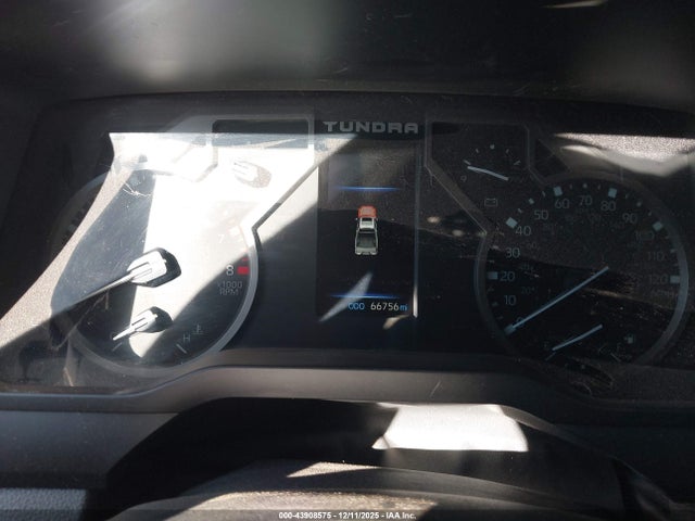 Toyota Tundra Sr5
