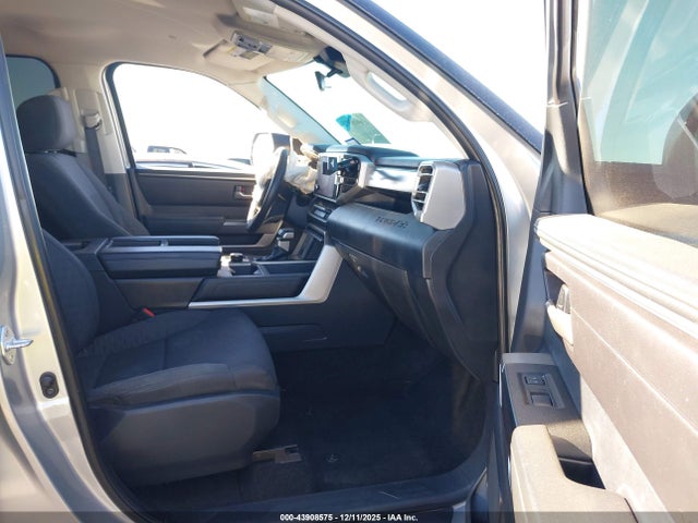 Toyota Tundra Sr5