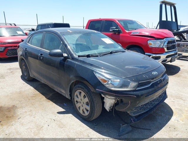 Salvage Kia Rio Image