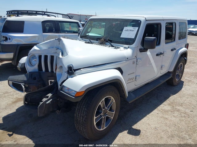 Jeep Wrangler 4-door Sahara 4x4