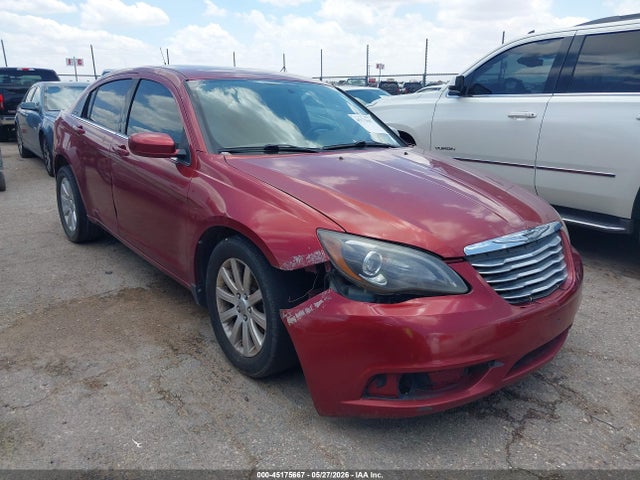 Salvage Chrysler 200 Image