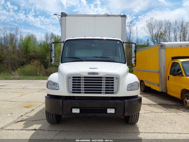 Freightliner M2 106