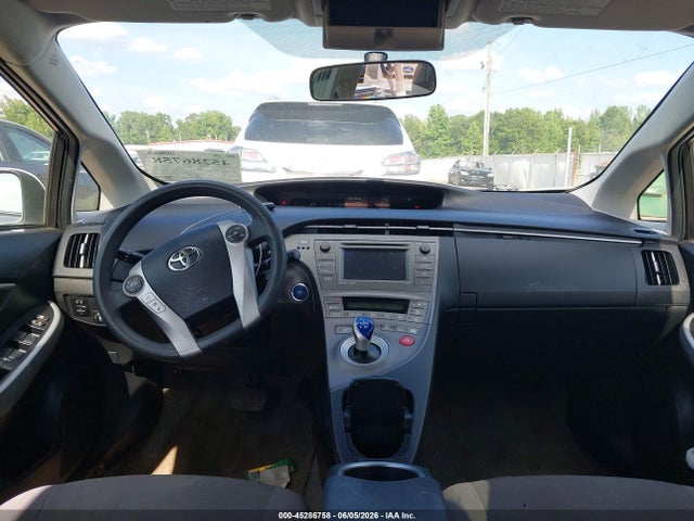 Toyota Prius Three