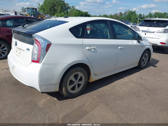 Toyota Prius Three