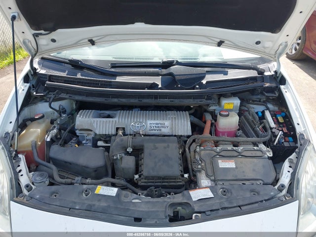 Toyota Prius Three