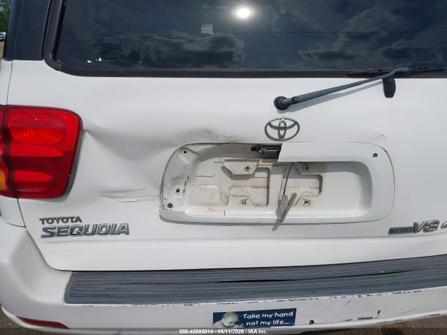 Toyota Sequoia Limited V8