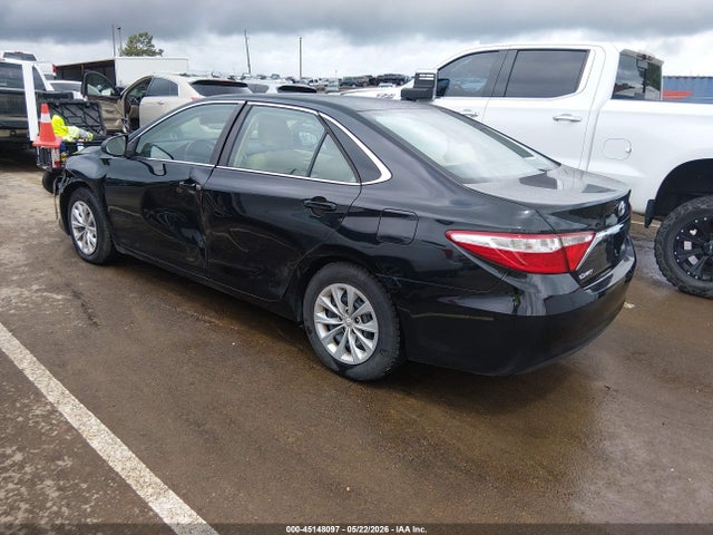 Toyota Camry Le
