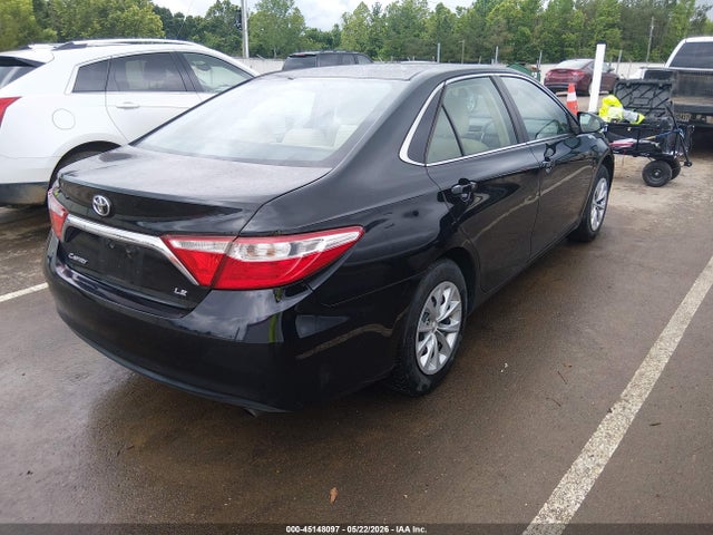Toyota Camry Le