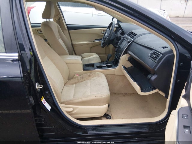 Toyota Camry Le