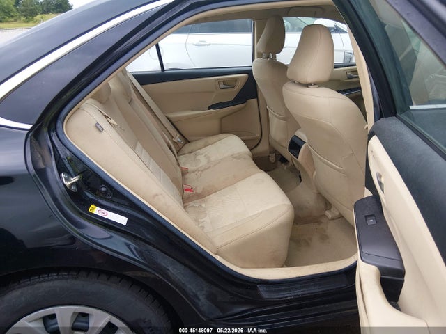 Toyota Camry Le