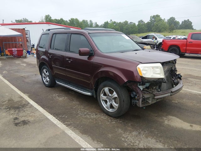 Salvage Honda Pilot Image
