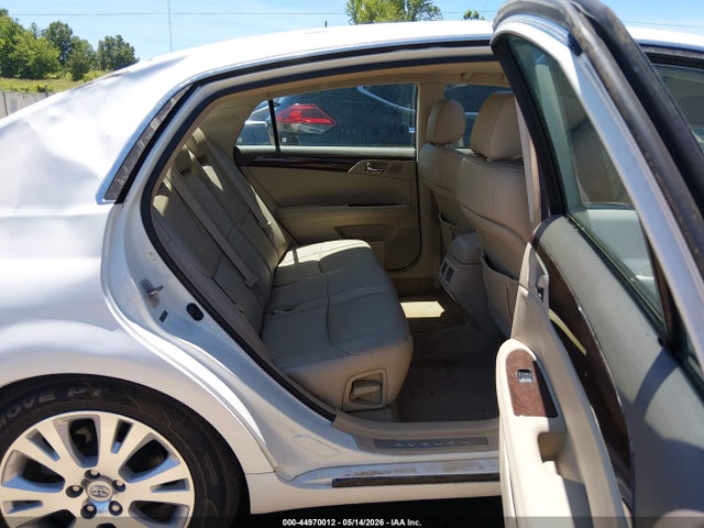 Toyota Avalon Xls