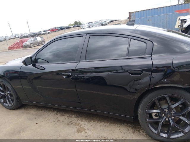 Dodge Charger Sxt