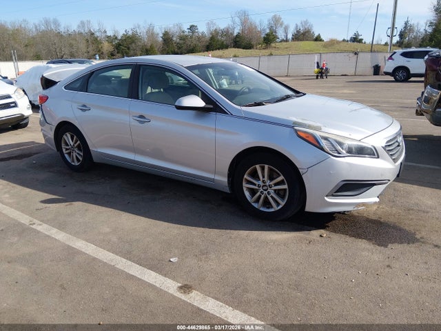 Salvage Hyundai SONATA Image