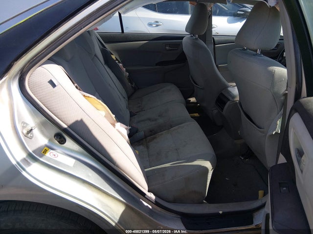 Toyota Camry Le