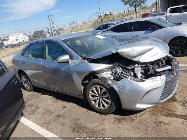 Toyota Camry Le