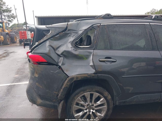 Toyota RAV4 Xle Premium