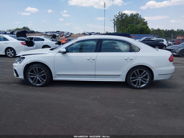 Volkswagen Passat 1.8t R-line