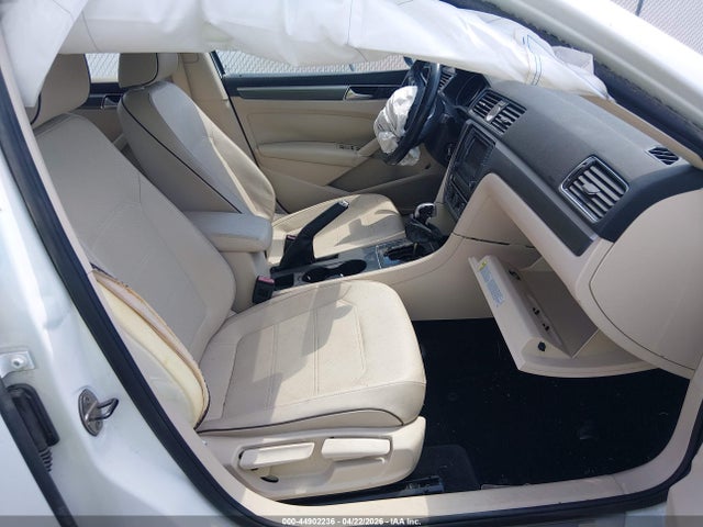 Volkswagen Passat 1.8t R-line