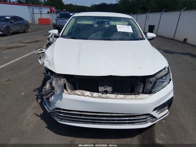 Volkswagen Passat 1.8t R-line