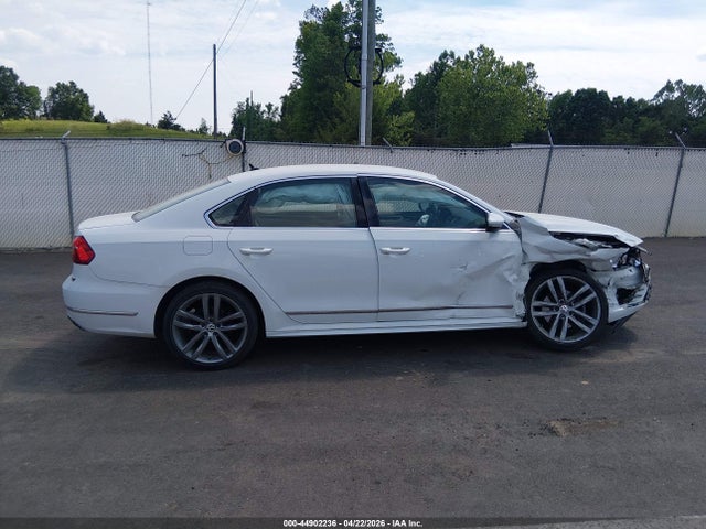 Volkswagen Passat 1.8t R-line