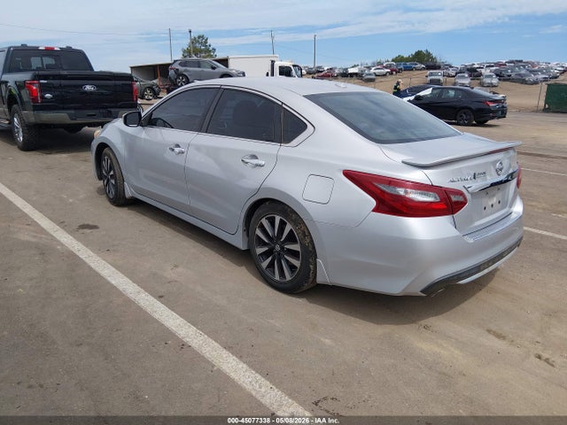 Nissan Altima 2.5 Sv