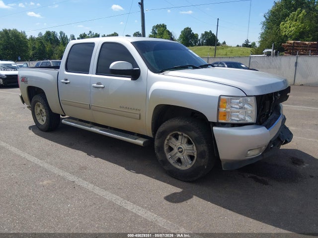 Salvage Chevrolet Silverado 1500 Image