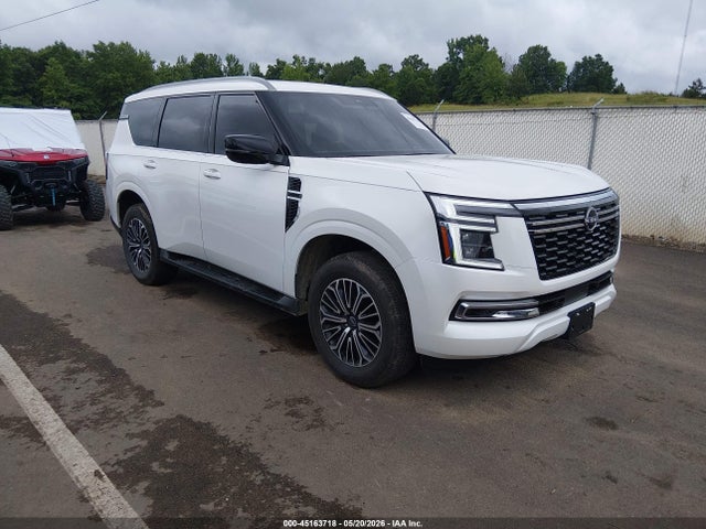 Salvage Nissan Armada Image
