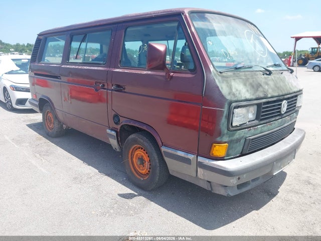 Salvage Volkswagen Vanagon Image