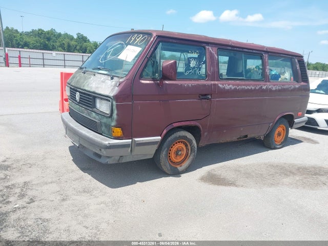 Volkswagen Vanagon Bus
