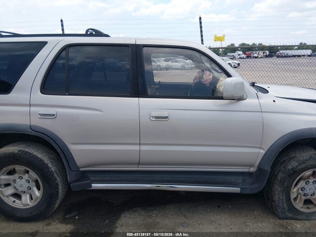 Toyota 4Runner Sr5 V6