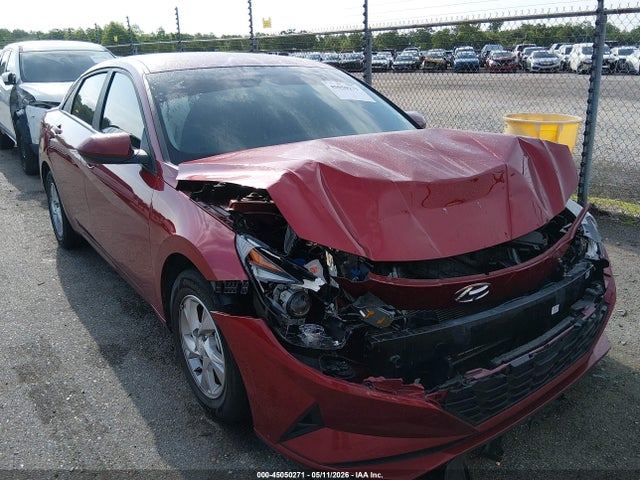 Salvage Hyundai ELANTRA Image