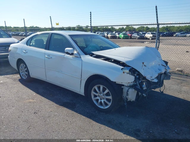 Salvage Lexus Es Image