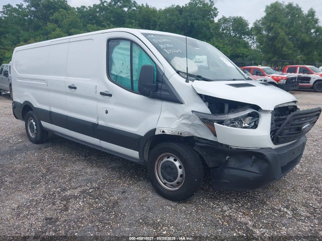 Salvage Ford Transit Image
