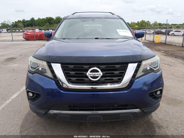 Nissan Pathfinder S