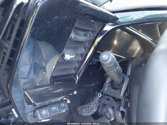 Chevrolet Silverado 1500 4wd  Short Bed Zr2