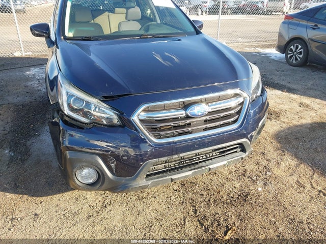 Subaru Outback 2.5i Premium