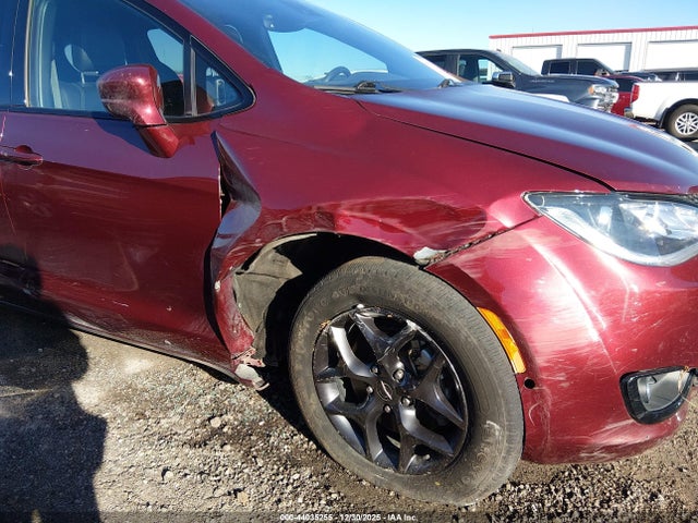 Chrysler Pacifica Touring L Plus