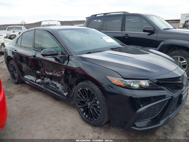 Toyota Camry Se Nightshade Special Awd