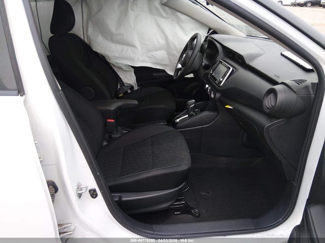 Nissan Kicks S Xtronic Cvt