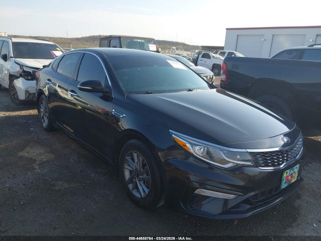 Salvage Kia Optima Image