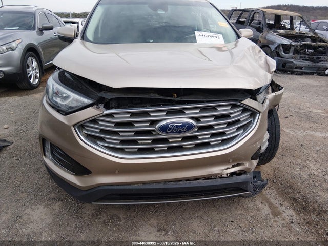 Ford Edge Titanium