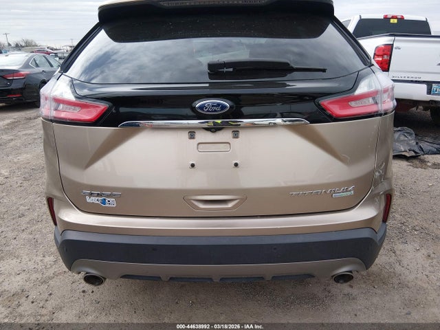 Ford Edge Titanium
