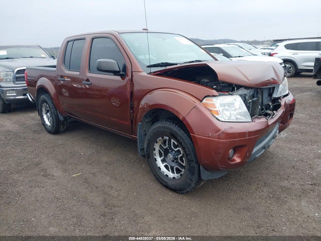 Salvage Nissan Frontier Image