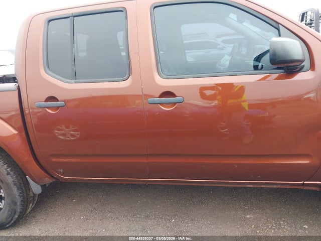 Nissan Frontier Sv