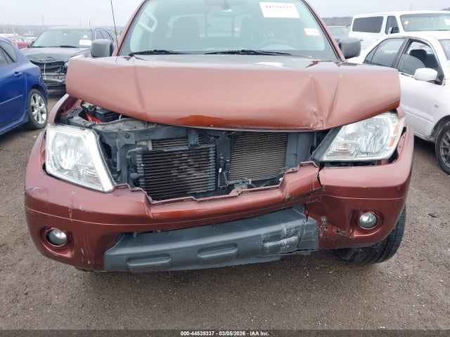 Nissan Frontier Sv